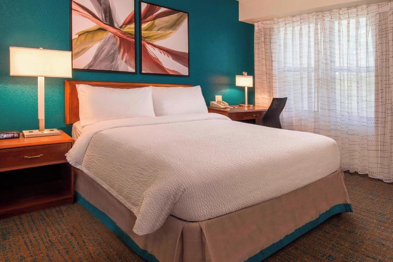 Люкс, Residence Inn Fairfax Merrifield