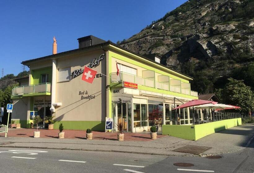 חדר סטנדרט לשלושה, Römerhof