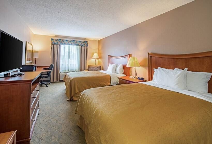 غرفه قياسيه سريرين مزدوجين, Rodeway Inn