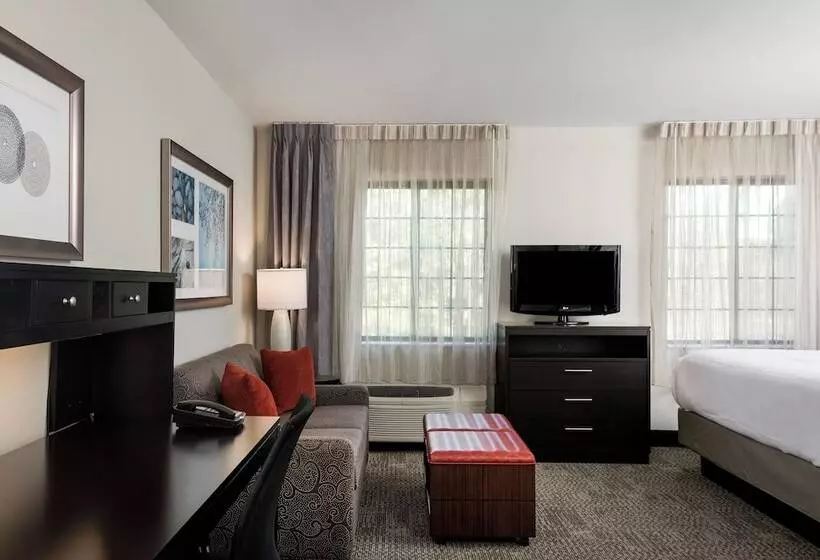 スタンダードスタジオ, Staybridge Suites Chantilly Dulles Airport, An Ihg