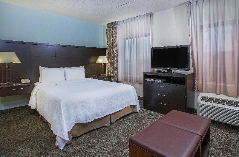 سوئیت با تخت بزرگ, Staybridge Suites Chattanooga Downtown  Convention Center, An Ihg