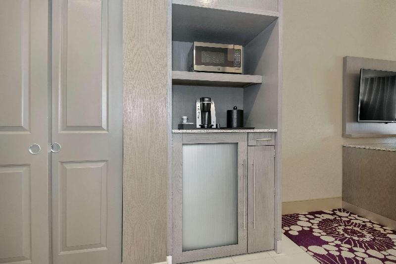 سوییت, Staybridge Suites Chattanooga Downtown  Convention Center, An Ihg