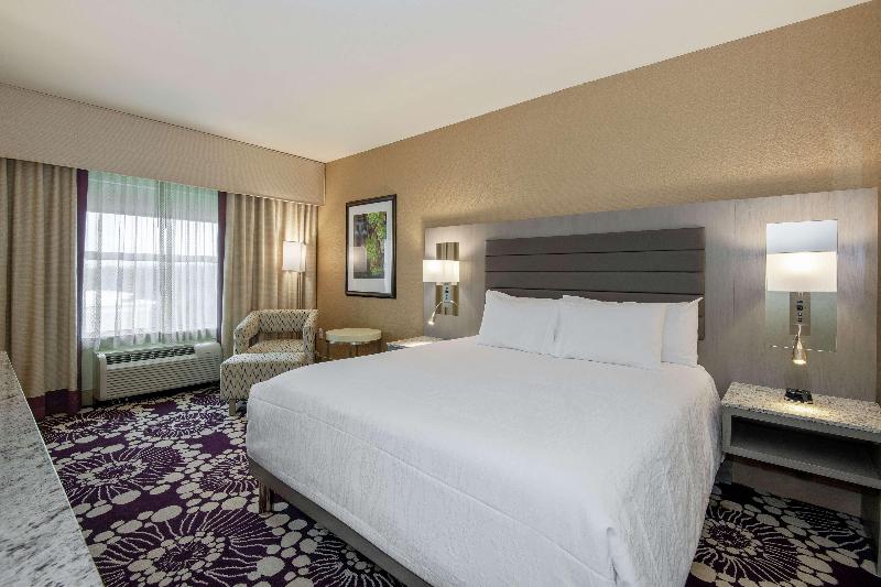 Suite, Staybridge Suites Chattanooga Downtown  Convention Center, An Ihg
