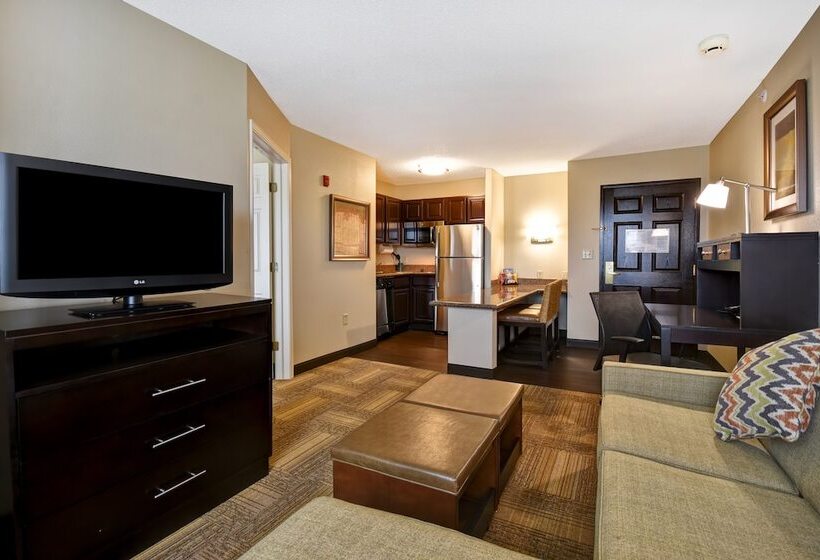 جناح, Staybridge Suites Grand Rapids Kentwood, An Ihg