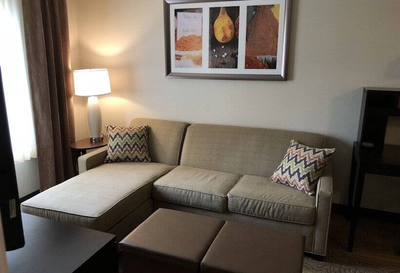 جناح, Staybridge Suites Grand Rapids Kentwood, An Ihg