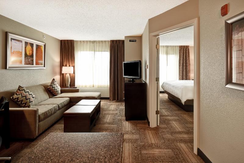 Люкс Кровать Кинг, Staybridge Suites Grand Rapids Kentwood, An Ihg