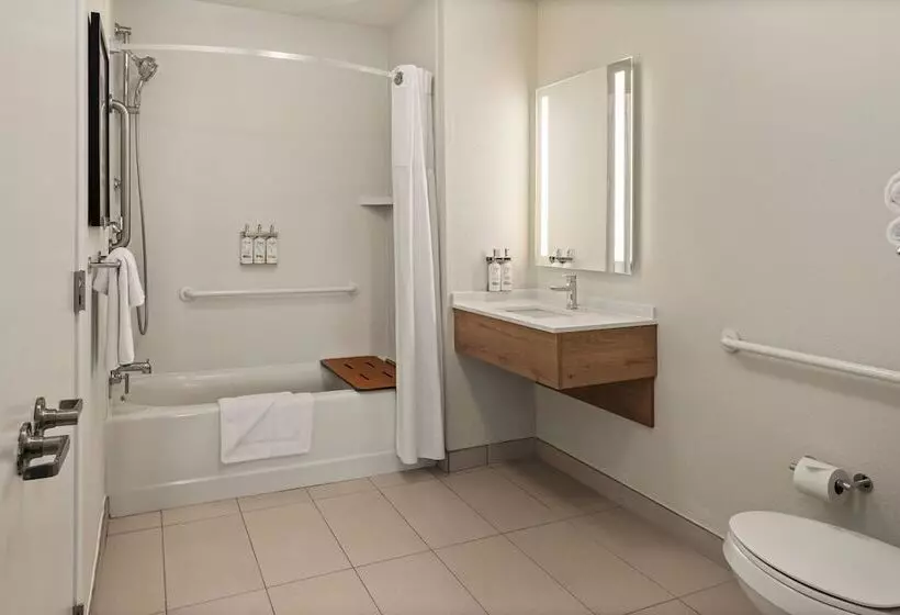 身障者適用スイートルーム, Staybridge Suites Minneapolis Maple Grove, An Ihg