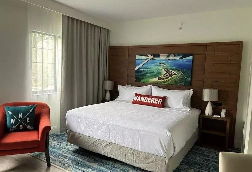 スタンダードスタジオ, Compass By Margaritaville Hotel Naples