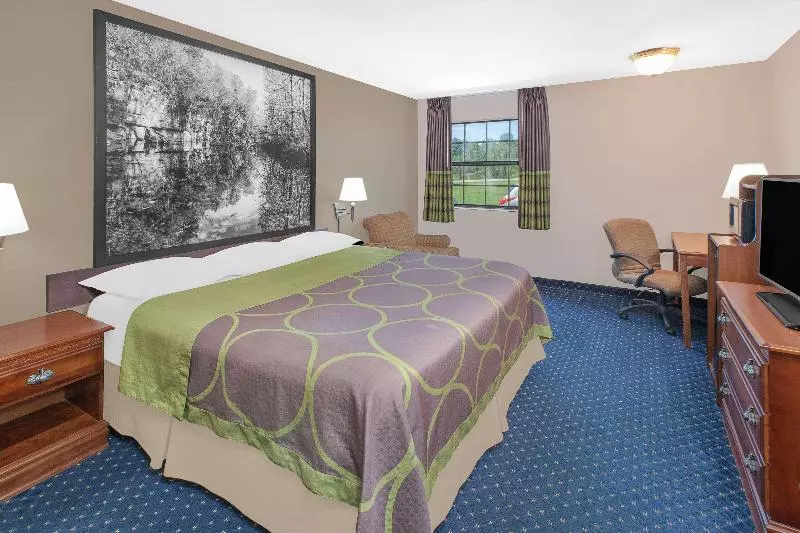 キングサイズベッドのスタンダードルーム, Super 8 By Wyndham Lowell/bentonville/rogers Area