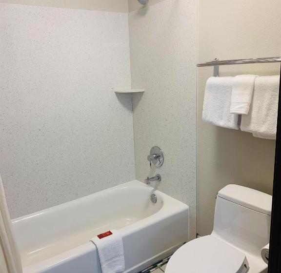 جناح مزوَّد بشرفة, Surestay Plus Hotel By Best Western Redding