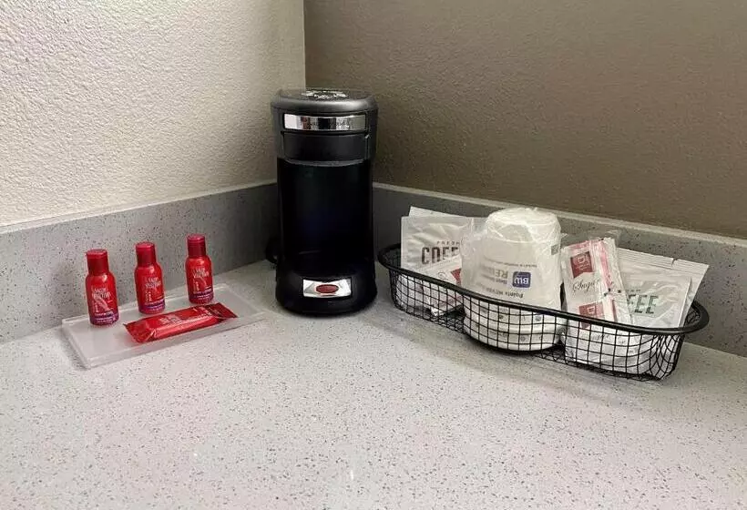 バルコニー付スイート, Surestay Plus Hotel By Best Western Redding