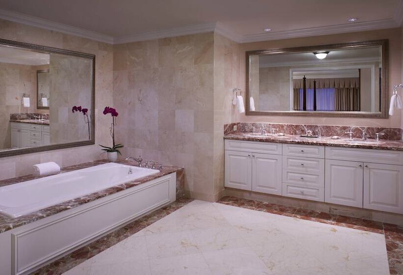 סוויטה נשיאותית, The Ritzcarlton Coconut Grove, Miami