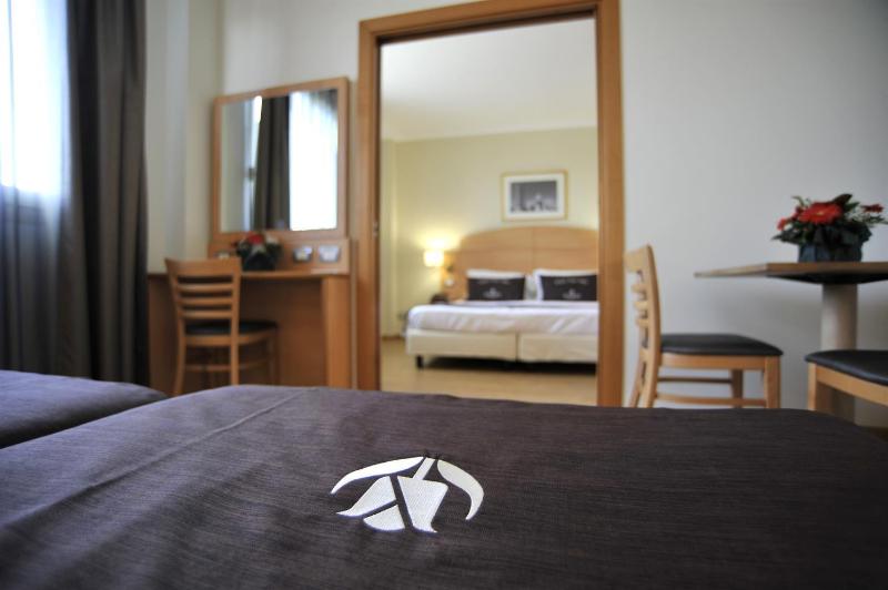 스탠다드 트리플 룸, Tulip Inn Turin West Rivoli
