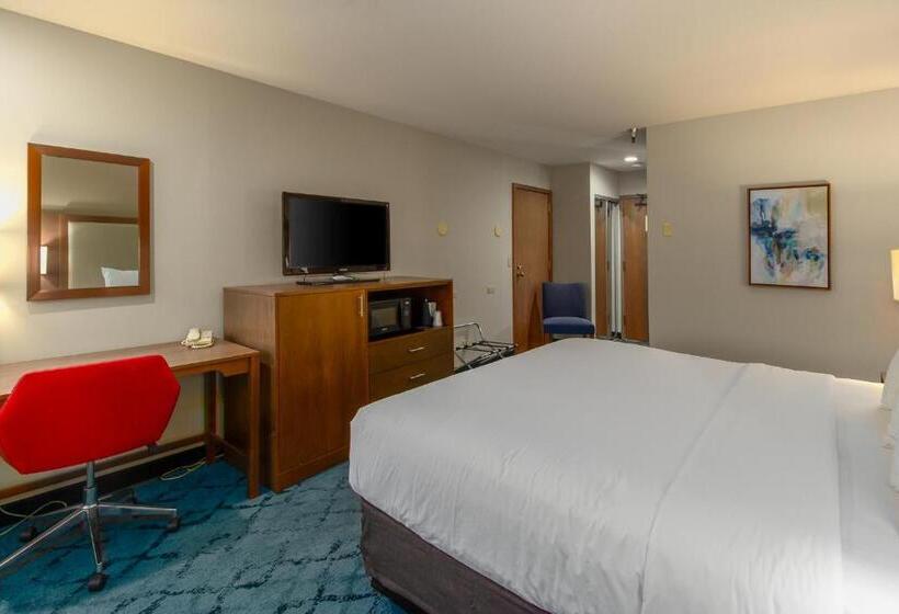 Standard Szoba King Size Bed, Red Lion Templin S Hotel On The River