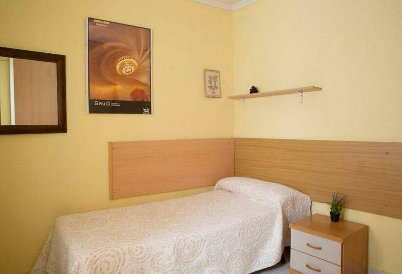 اتاق استاندارد یک تخته با سرویس بهداشتی مشترک, Residencia Alclausell