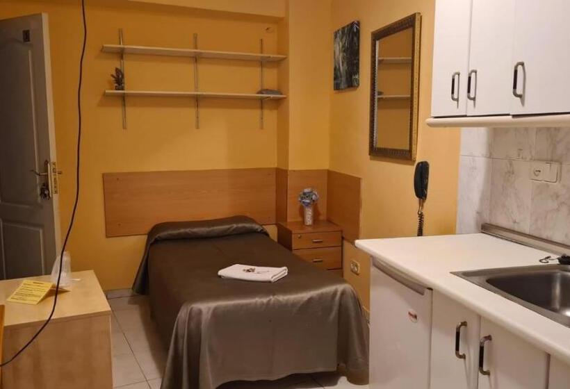 اتاق استاندارد یک نفره, Residencia Alclausell