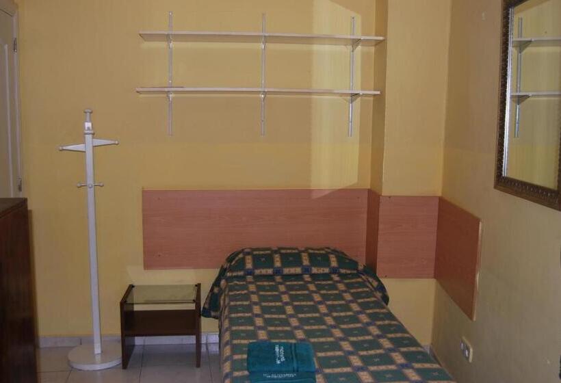 اتاق استاندارد یک نفره, Residencia Alclausell