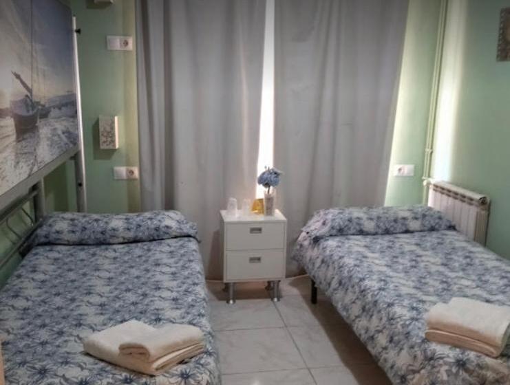 اتاق استاندارد با سرویس بهداشتی مشترک, Residencia Alclausell