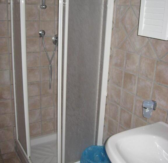 اتاق استاندارد سه نفره, Affittacamere Mariella