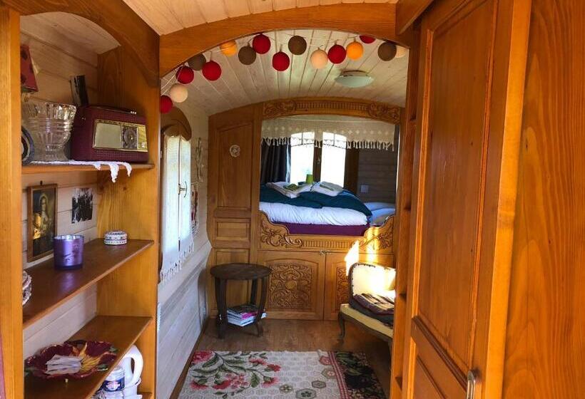 غرفة قياسية, Au Presbytère De Saigneville