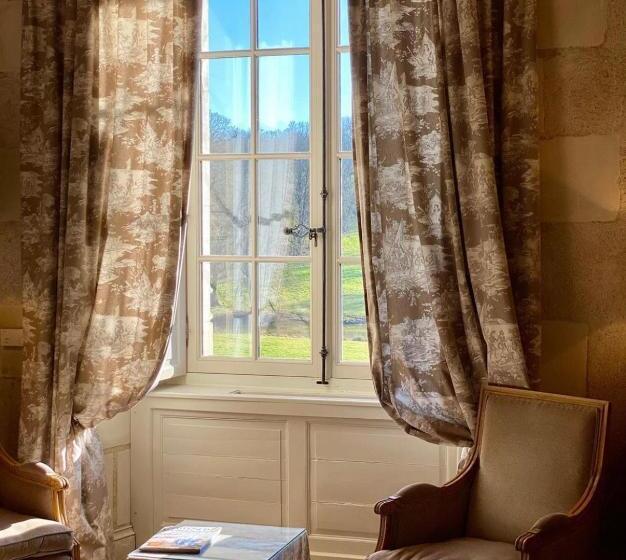 Номер Стандарт, Chateau Des Arpentis