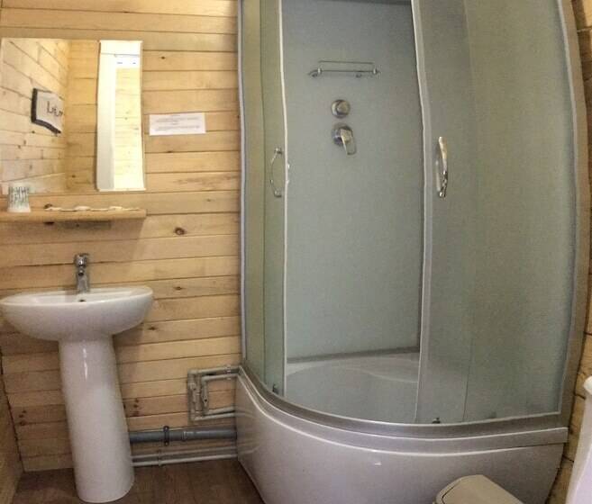 اتاق اکونومی, Freerider