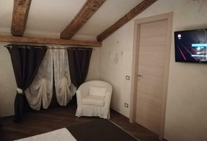 חדר סטנדרט, Callort