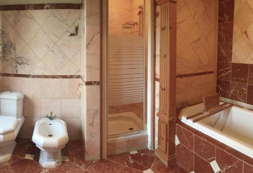 Номер Стандарт, Domaine Des Monges