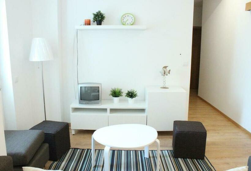 غرفة قياسية حمام مشترك, Aveiro White House