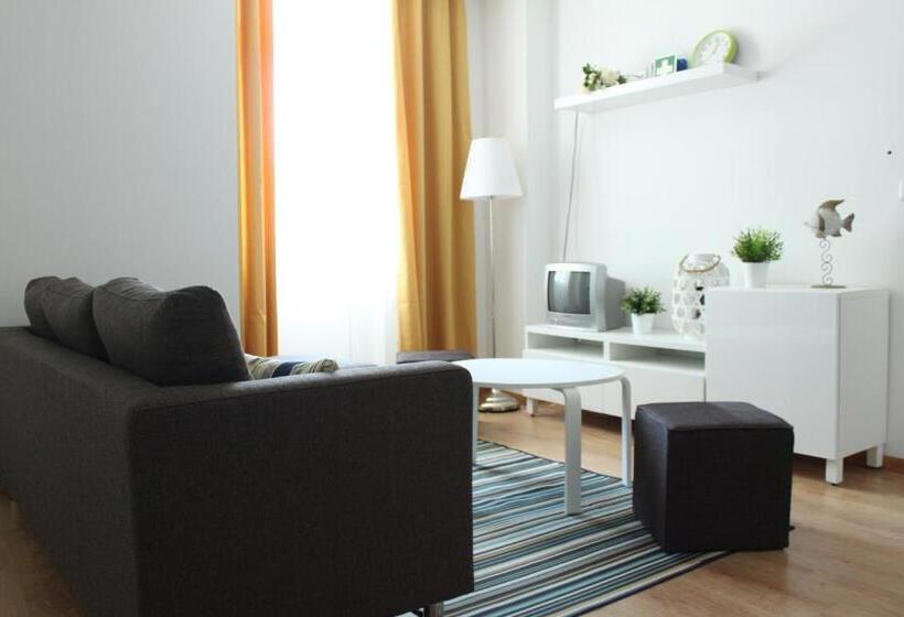 اتاق استاندارد با سرویس بهداشتی مشترک, Aveiro White House