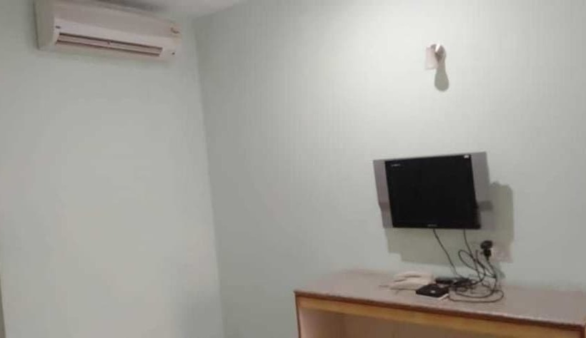 Номер Deluxe, Iroomz Hoysala Residency
