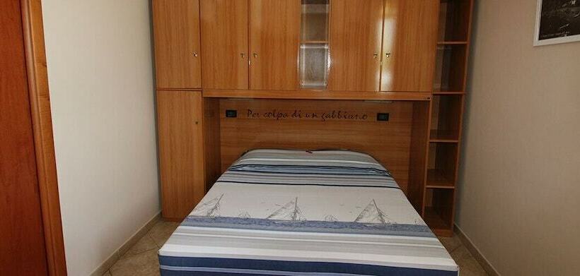 غرفة أساسية, Micro Hotel Rossana