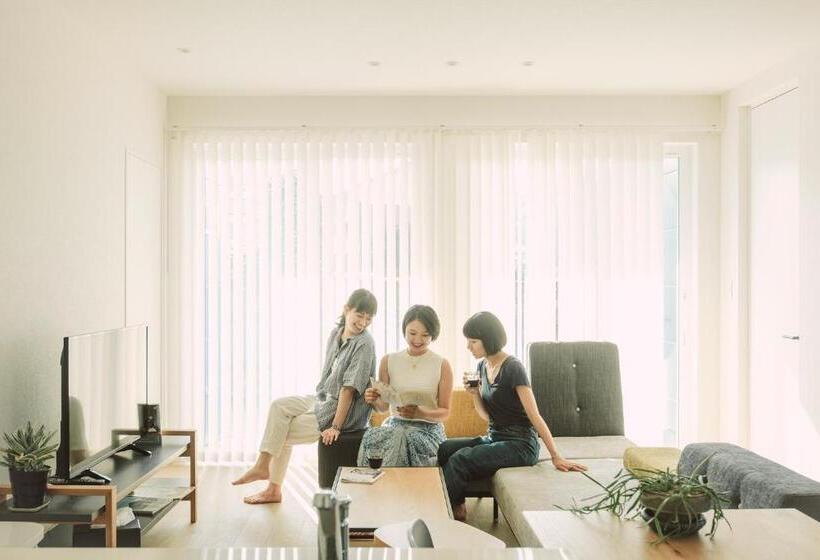 דירת שלושה חדרים, Seacruise House Navio