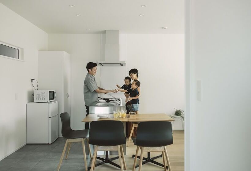 דירת שלושה חדרים, Seacruise House Navio