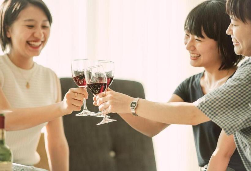 דירת שלושה חדרים, Seacruise House Navio