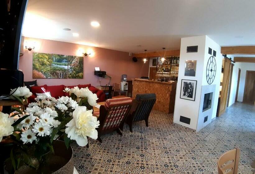 חדר דלוקס, Tesla's Gastro House Plitvice