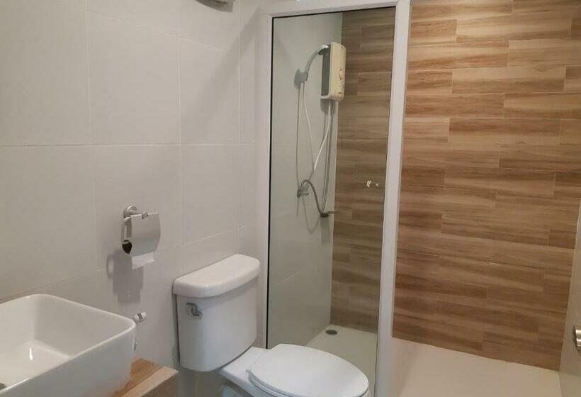 Номер Стандарт, The Chill House