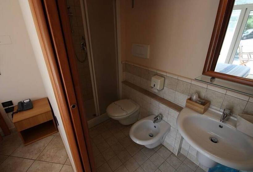 غرفة أساسية, Micro Hotel Rossana