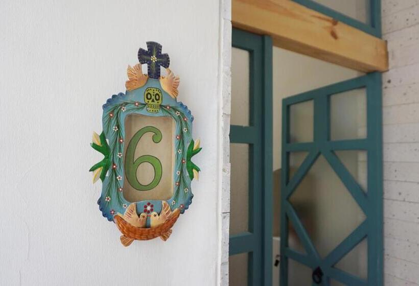 Номер Стандарт, Casa Morelos By Barrio Mexico