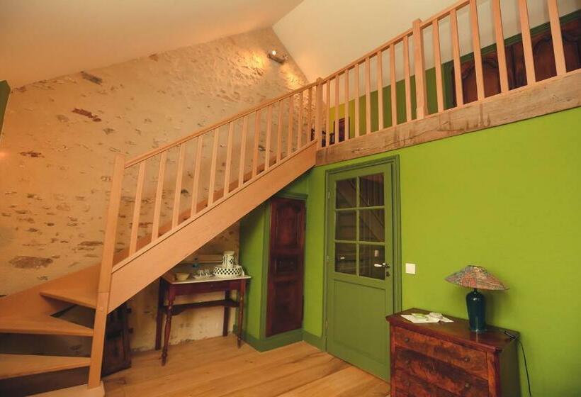 غرفة قياسية, La Petite Ferme