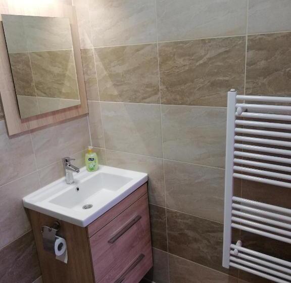 バルコニー付き１ベッドルームアパートメント, Plitvice Mountain Spring