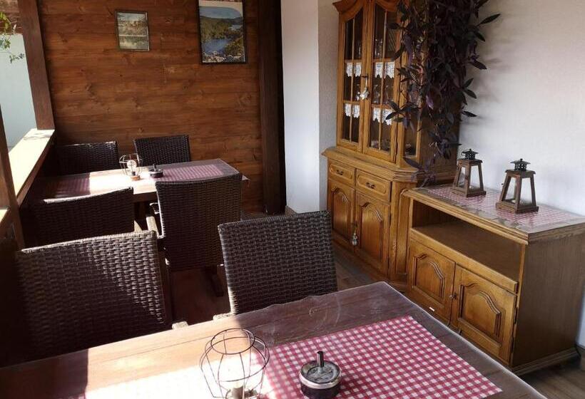 バルコニー付き１ベッドルームアパートメント, Plitvice Mountain Spring