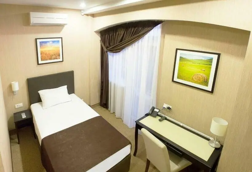 Habitación Estàndard Individual, Al Mar