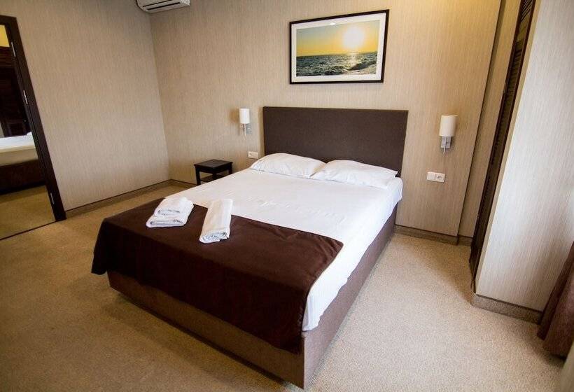 غرفة قياسية, Al Mar