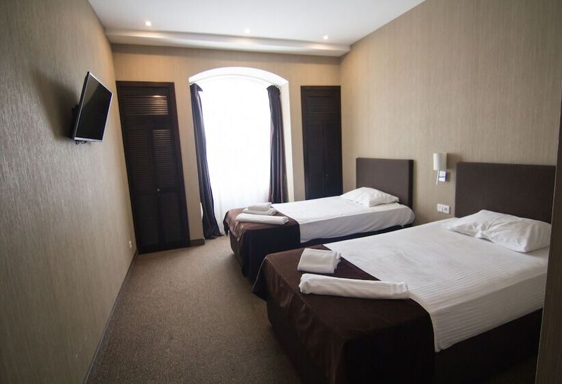 غرفة قياسية, Al Mar