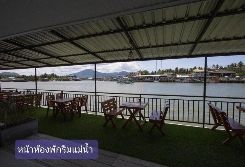 Стандартный Номер Кровать Кинг, Chaiyai River Front