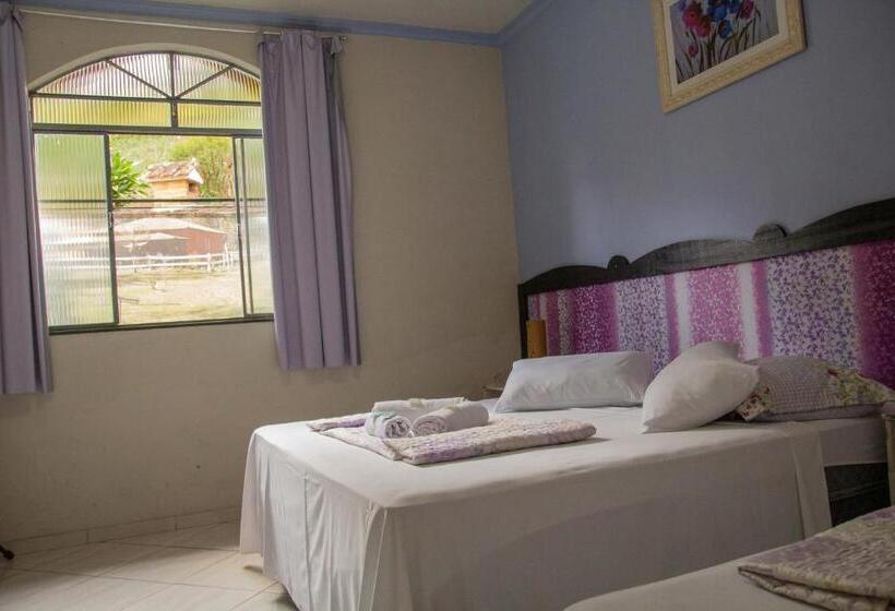 Quarto Quádruplo Economy, Pousada E Chalés Arco íris