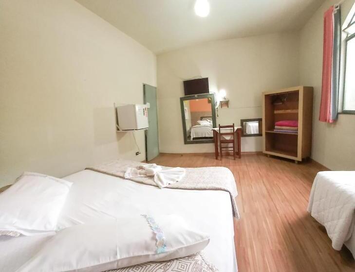 Quarto Triplo Estandar, Pousada E Chalés Arco íris