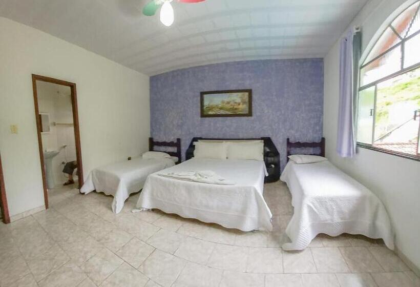 Quarto Superior Quádruplo, Pousada E Chalés Arco íris