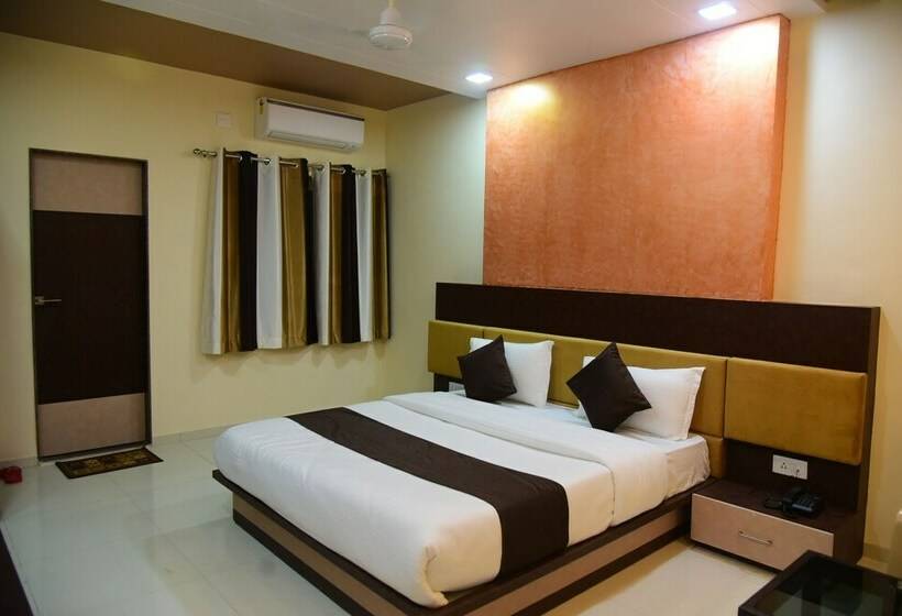 غرفة ديلوكس, Savera Palace